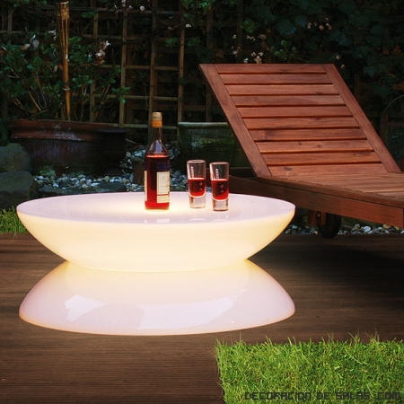 mesas con luces LED