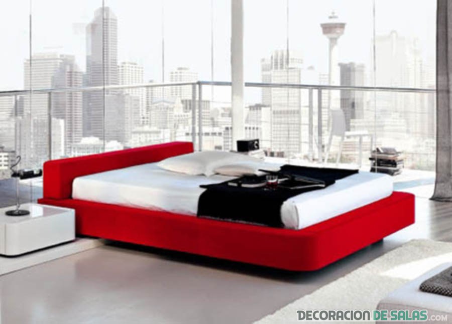 cama en color rojo