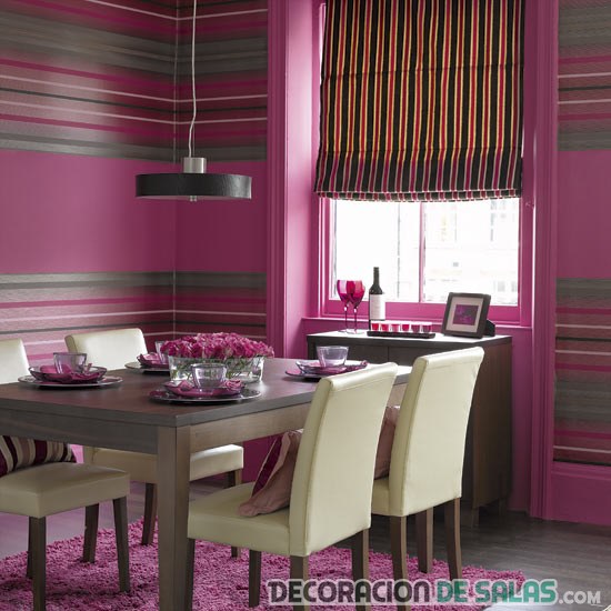 comedor con paredes en rosa