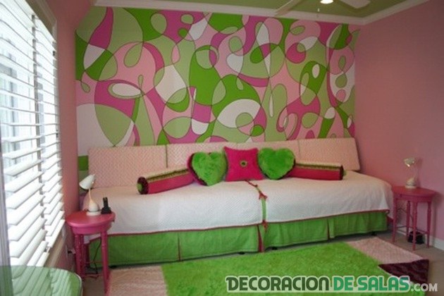 dormitorio combinado en colores llamativos