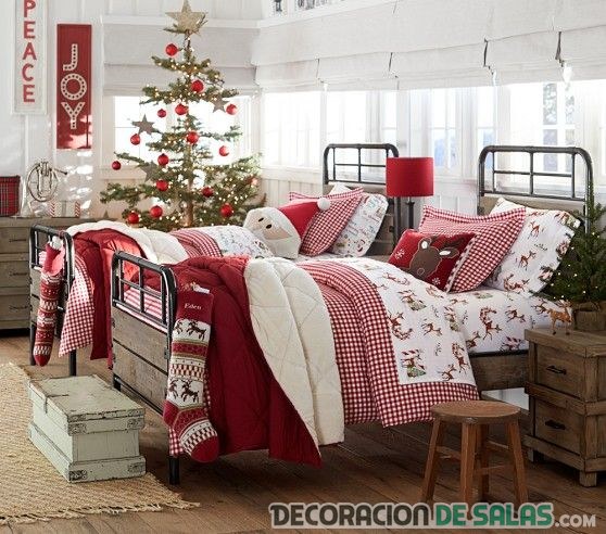 dormitorio juvenil decorado de navidad