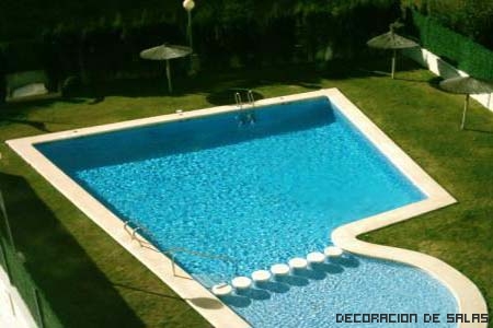 piscina azul