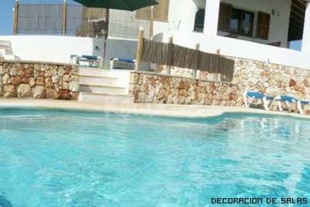 piscina turquesa